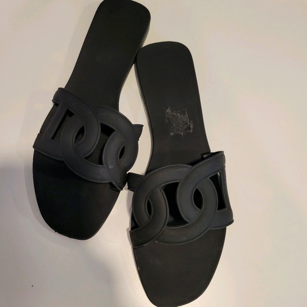 New Black Sandels